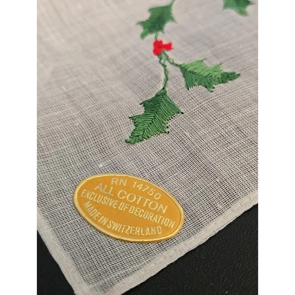 2 Vtg Ladies Hanky SWITZERLAND CHRISTMAS Handkerchief‎ POINSETTIA Tags